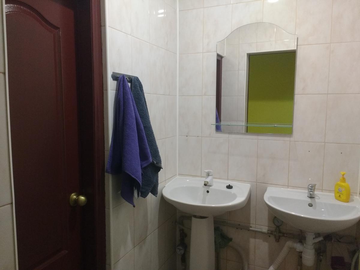 Yourhostel Дорогожичи Kyiv Exterior photo